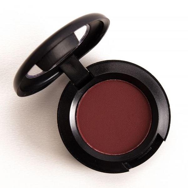 Everyone's Darling Eyeshadow
MAC