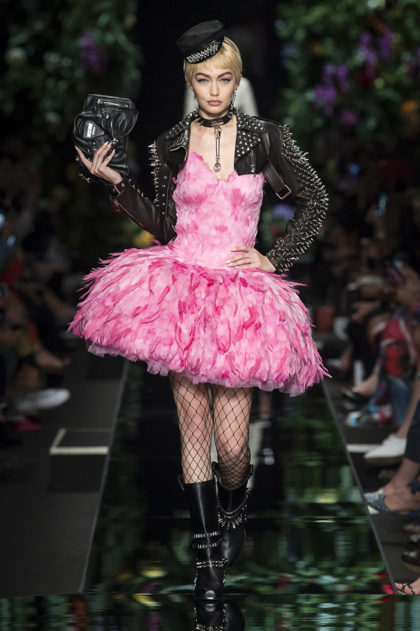 moschino-wss18-003.jpg