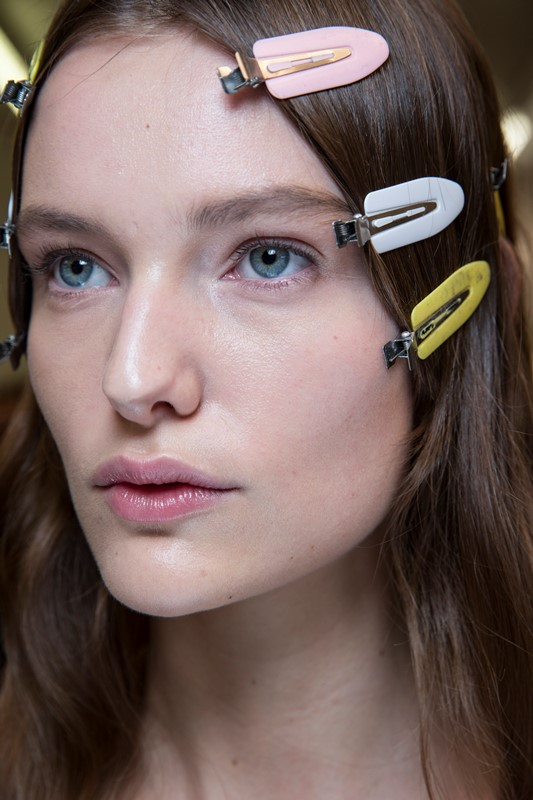 Fresh & Healthy Makeup Style.
GO for it!
