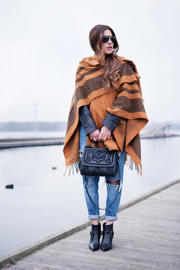 poncho-10.jpg
