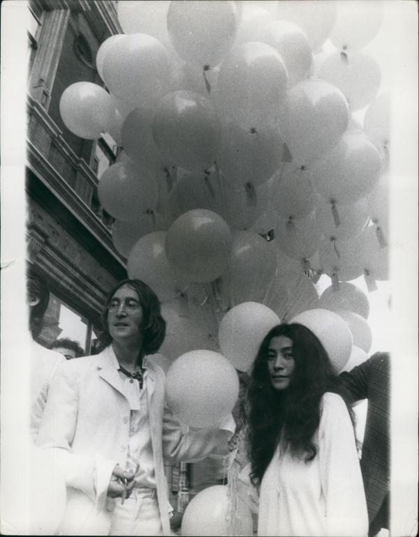 1969 - Mια από τις κοινές εκθέσεις τέχνης του ζευγαριού