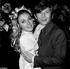 Την ημέρα του γάμου τους Sharon και Roman έλαμπαν από ευτυχία