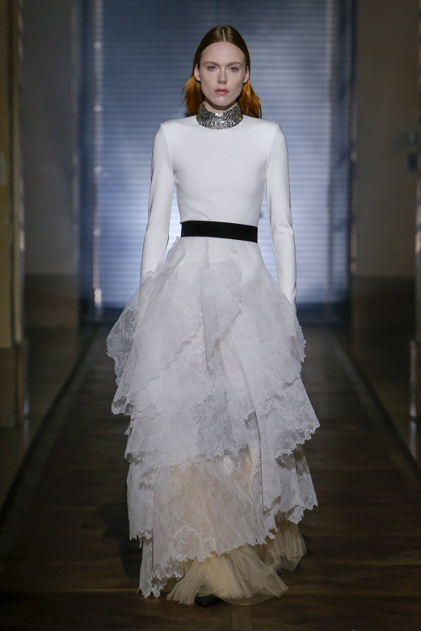 givenchy-hcss18-19.jpg