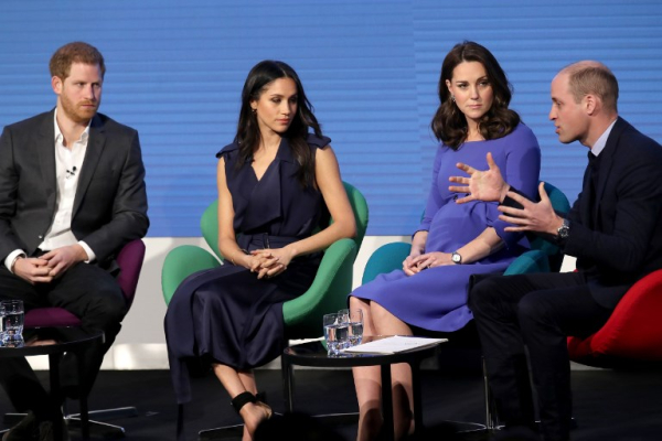 Η Markle διάλεξε ένα φόρεμα του Καναδού σχεδιαστή Jason Wu