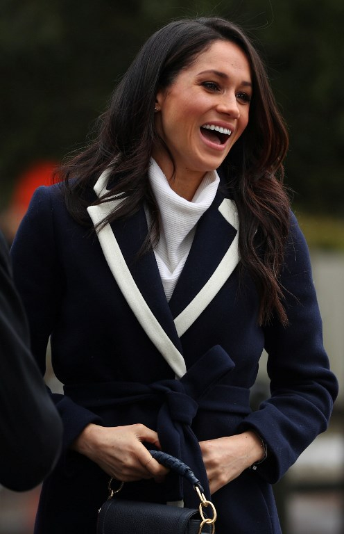 Στο μεταξύ, η Markle έγινε μέλος της Αγγλικανικής εκκλησίας την Τρίτη σε μία μυστική βάπτιση