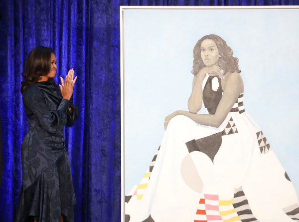 Η Amy Sherald επιλέχθηκε για να ζωγραφίσει την Michelle Obama.