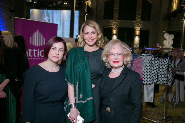 Η Νίκη Ζώνιου της zoniou perfume creators, η Τζένη Μπαλατσινού & η Πρόεδρος της ΣΤΟΡΓΗΣ Τίμη Μπακατσέλου