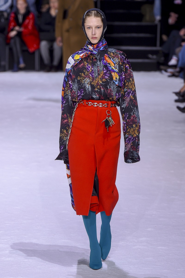 balenciaga-waw1819-057.jpg