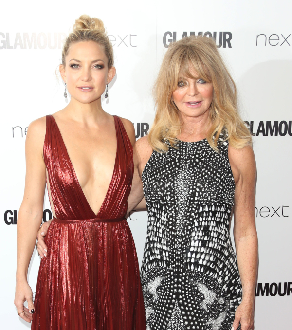 Kate Hudson και Goldie Hawn
Δεν έχουμε δει κανένα άλλο celebrity ζευγάρι μητέρας-κόρης με μεγαλύτερη ομοιότητα.

