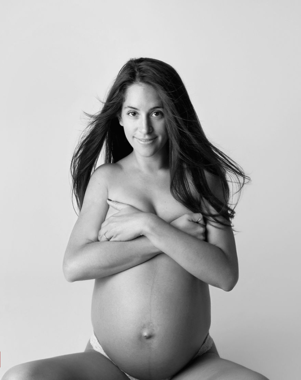 pregnancy-photography-london-20-590b2168d83d4-880.jpg
