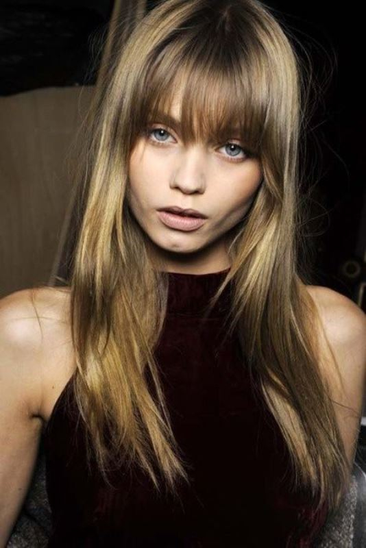 Ιδανικό για look για πρωινές αλλά και βραδινές εμφανίσεις.
