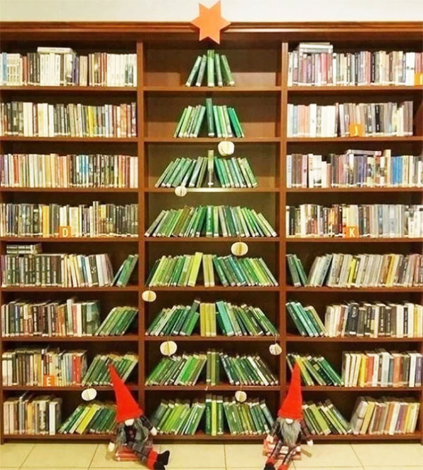 Το δέντρο των βιβλιοφάγων (Πηγή: Bored Panda)