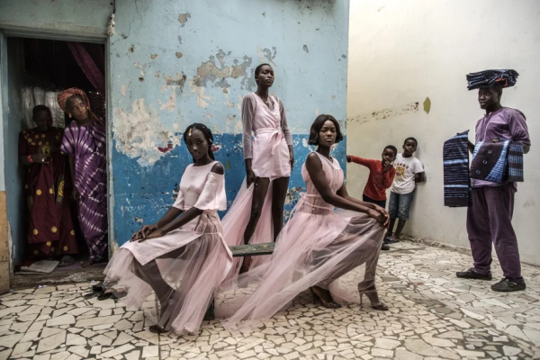 #12 - Finbarr O'reilly - Dakar Fashion