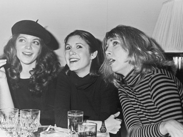 Amy Irving, Carrie Fisher,Teri Garr
