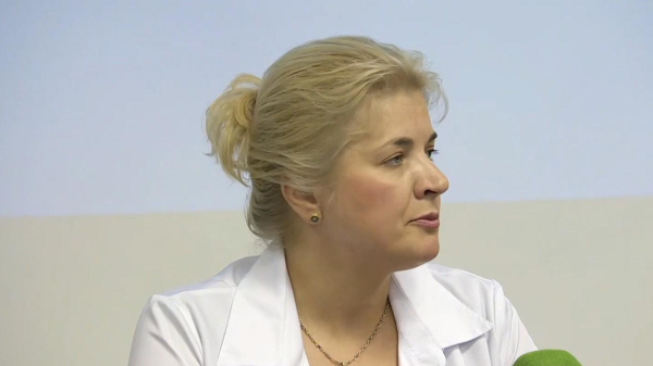 Elena Smolyarchuk

H ερευνήτρια που ανέλαβε τις πρώτες επιτυχημένες κλινικές δοκιμές του εμβολίου Sputnik V
 
