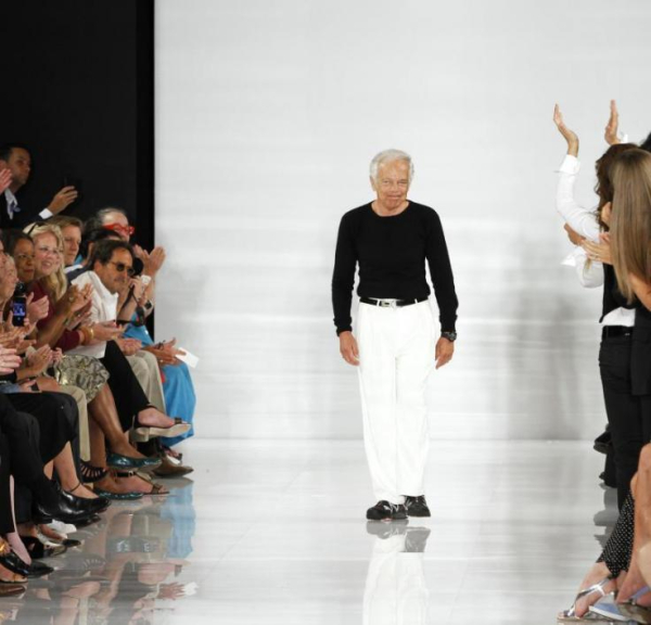 Ralph Lauren
Το διάσημο luxury brand δημιουργήθηκε το 1967 από τον Αμερικανό Ralph Lauren και από τότε έχει αναπτύξει διάφορες σειρές ρούχων.
Ακριβότερο item: Τσάντα κροκόδειλου, 25.000 δολάρια
