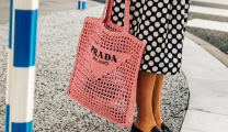 Από την πόλη στην παραλία, αυτά είναι τα 7 μεγαλύτερα handbag trends του καλοκαιριού