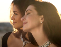 «Unexpected Wonders»: Anne Hathaway και Zendaya μαγεύουν στη νέα καμπάνια Bulgari
