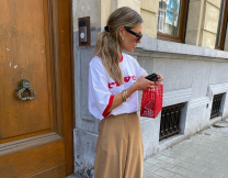 Η λεπτομέρεια που θα κάνει κάθε σου look να μοιάζει σαν καλοκαιρινή όαση