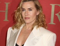 Κέιτ Γουίνσλετ: «Οι νέες γυναίκες δεν ξέρουν τι σημαίνει να είσαι πραγματικά όμορφη»