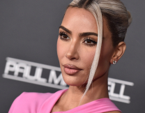 Κιμ Καρντάσιαν: Πλουσιότερη από ποτέ με σχεδόν 2 δισ. δολάρια