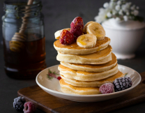 Pancakes με 2 μόνο υλικά, χωρίς βούτυρο, αλεύρι, γάλα και ζάχαρη