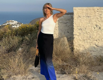 Sarong skirt: Η φούστα που θα φορέσεις από το γραφείο μέχρι και την παραλία έχει την απαραίτητη καλοκαιρινή αύρα