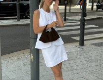 10 ρομαντικά looks εμπνευσμένα από τη Morgane Waquez, για να είσαι το απόλυτο fashion icon στο νησί