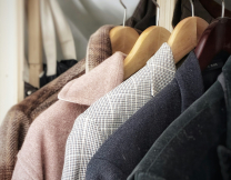 Πώς θα απαλλαχθείς από τις ενοχλητικές μυρωδιές της ντουλάπας σου 