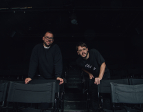 Ο Βασίλης Καλφάκης & ο Ευθύμης Κάλφας έκαναν επιθεώρηση στο παγκάκι του σχολείου τους