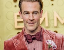 Πέθανε ο Τζέιμς Βαν Ντερ Μπικ, ο αγαπημένος πρωταγωνιστής του “Dawson’s Creek”