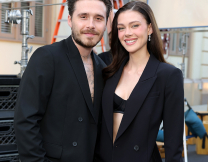 Ο Μπρούκλιν Μπέκαμ και η Νικόλα Πελτζ «σχεδιάζουν να υιοθετήσουν ένα παιδί»