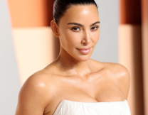 H Κιμ Καρντάσιαν έκανε (ξανά) το Instagram να μιλάει για εκείνη με δύο φωτογραφίες