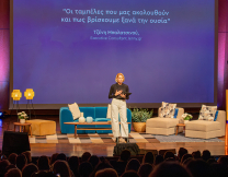 Τζένη Μπαλατσινού: «Δεν είμαι η γυναίκα του υπουργού, ούτε η κυρία κανενός»