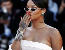 Η Ριάνα έφυγε από το σπίτι της μετά τους πυροβολισμούς - Η 35χρονη είχε εμμονή μαζί της