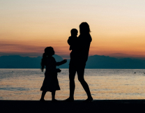 Αυτής της χώρας οι γονείς είναι οι πιο δυστυχισμένοι του κόσμου - Και όχι, δεν είναι υποανάπτυκτη