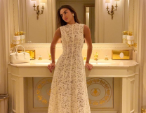 Φόρεμα αλλά με twist: 5 στιλ που θα βλέπουμε παντού και δίνουν σε κάθε εμφάνιση προσωπικότητα