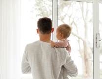 Dad brain: Μπορεί η πατρότητα να αλλάξει το ανδρικό μυαλό;