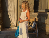 Το bib top είναι η πιο ρομαντική τάση του καλοκαιριού – Τα looks που θα σε πείσουν να το δοκιμάσεις