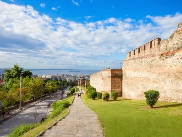 Η ελληνική πόλη που μπήκε στους top 12 προορισμούς του κόσμου για την άνοιξη