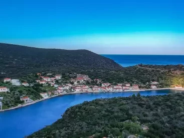 Τρία γραφικά ψαροχώρια γύρω από τη Μονεμβασιά που αξίζει να ανακαλύψετε
