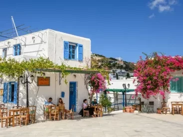 6 μαγευτικά αιγαιοπελαγίτικα χωριά για την άνοιξη
