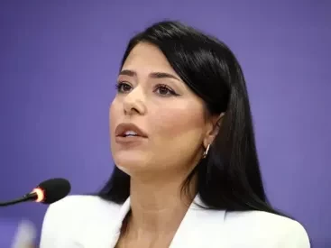 Το αδιανόητα ρατσιστικό σχόλιο της Λατινοπούλου για τους Ρομά (vid)