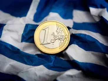 Η κυβέρνηση φέρνει εξίσωση αποδοχών - Πόσα παίρνουν τώρα Έλληνες και Ελληνίδες