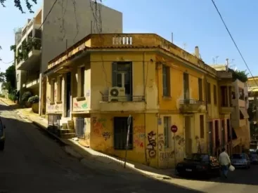 Τα αθηναϊκά στέκια που έκλεισαν και άλλαξαν για πάντα την πόλη (vids)