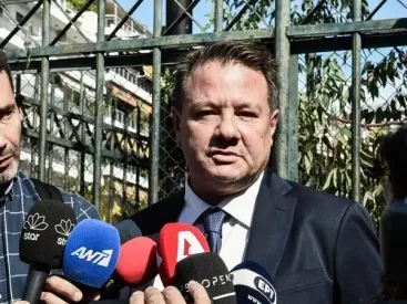 Απόστολος Λύτρας: Το αδιανόητο ποσό που ζητά από την πρώην σύζυγό του