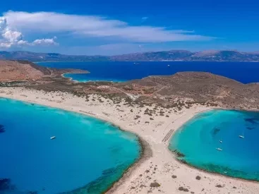 Αυτές είναι οι πιο εντυπωσιακές «δίδυμες» παραλίες της Ελλάδας