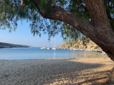 Αντίδοτο στον υπερτουρισμό, η Ηρακλειά των 100 κατοίκων