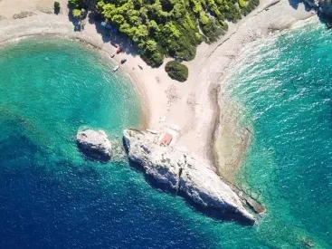 Οι παραλίες της Κορινθίας που αξίζει να επισκεφθείτε