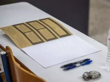 Σοβαρή καταγγελία στη Γλυφάδα: Ρολόι με λάθος ώρα «μηδένισε» μαθητή στις Πανελλήνιες